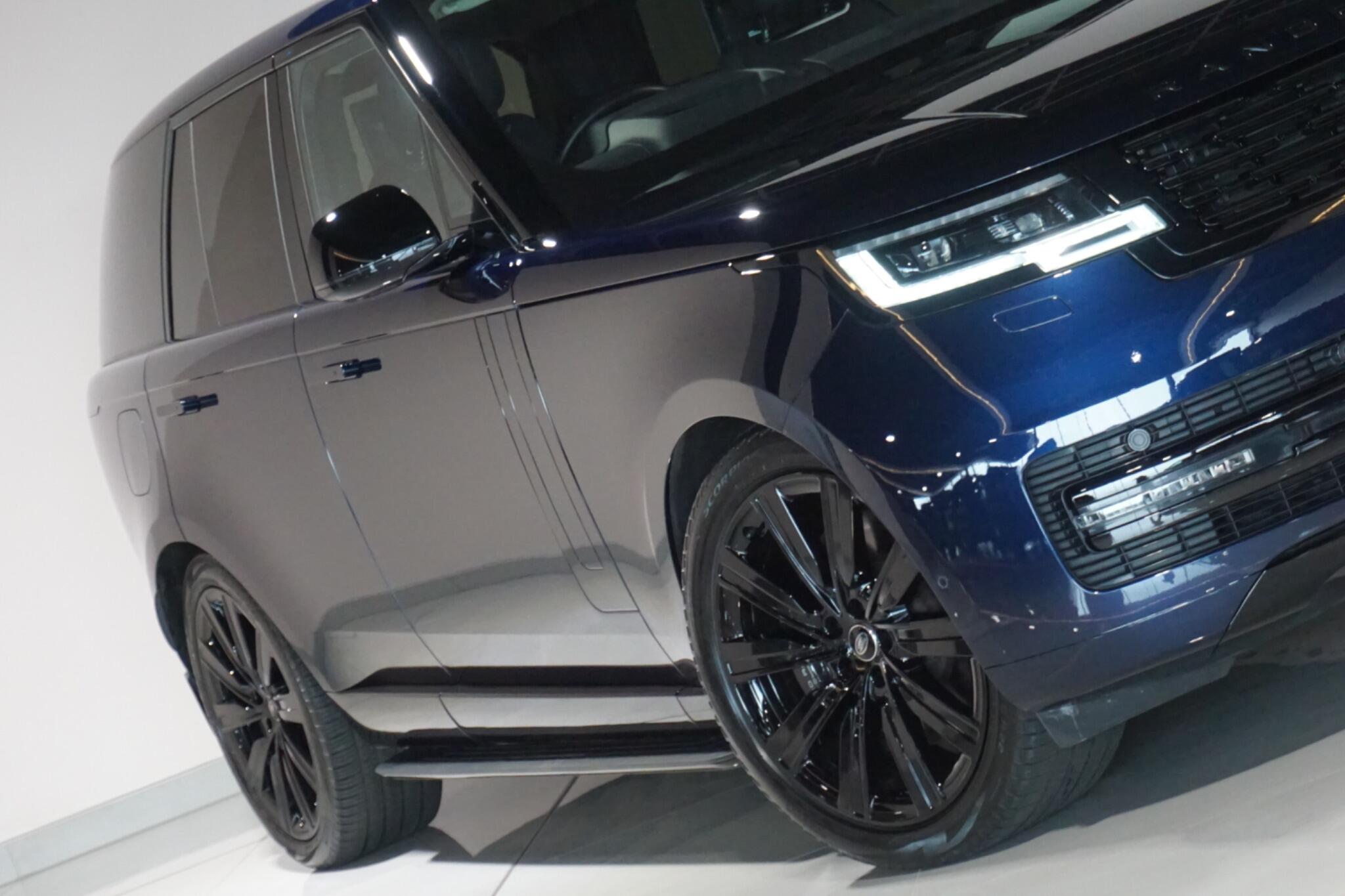 Land Rover Range Rover 3.0 P440e 38.2kWh HSE SUV 5dr Petrol Plug-in Hybrid Auto 4WD Euro 6 (s/s) (440 ps)
